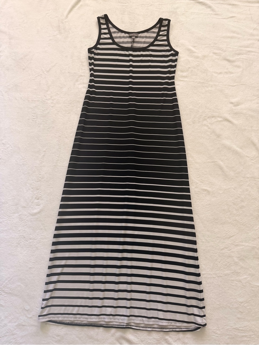 Roz & Ali, Black and White Striped Tank Maxi Dress - M - Picture 3 of 9